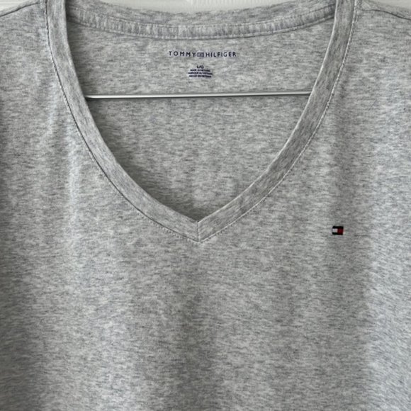 Tommy Hilfiger t-shirt - Picture 3 of 5